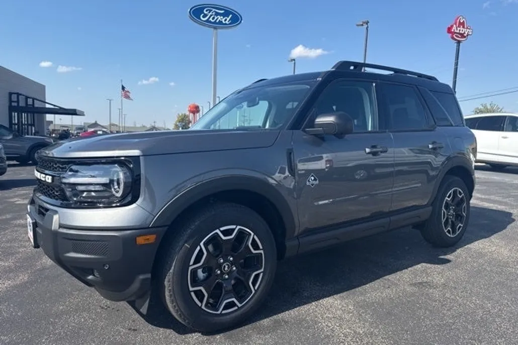 2025 Ford Bronco Sport Outer Banks photo 1