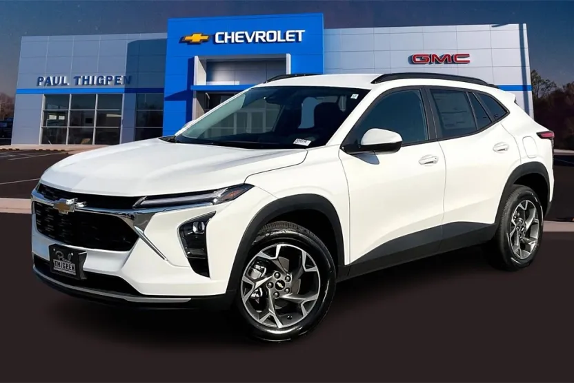 2026 Chevrolet Trax LT photo 1
