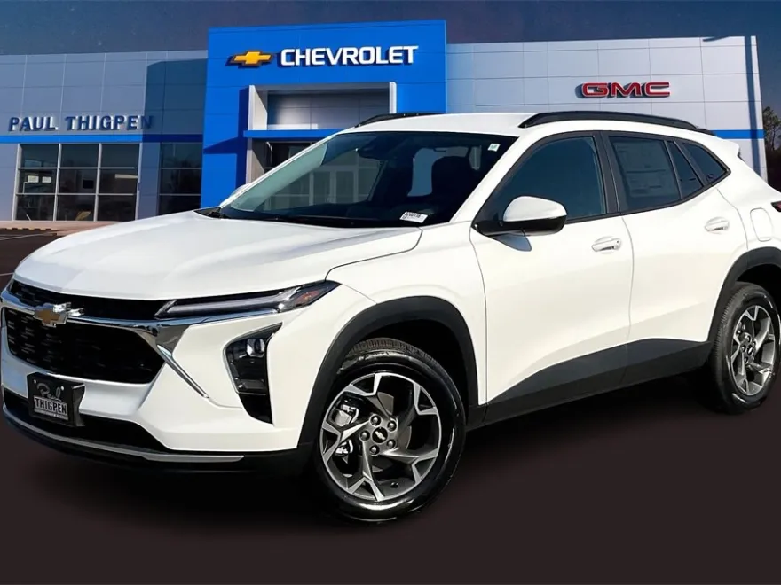 2026 Chevrolet Trax LT photo 1