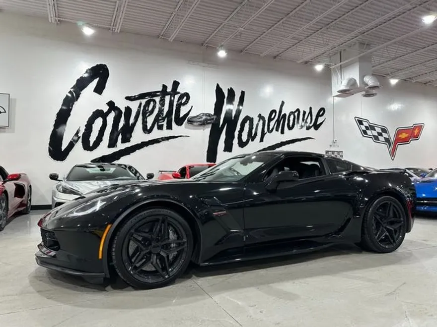 2017 Chevrolet Corvette Grand Sport Coupe 2LT photo 1