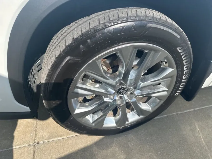 2023 Toyota Highlander Limited Sport photo 1