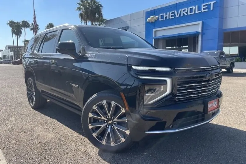 2025 Chevrolet Tahoe High Country photo 1