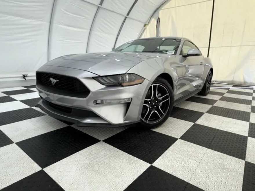 2020 Ford Mustang Base photo 1