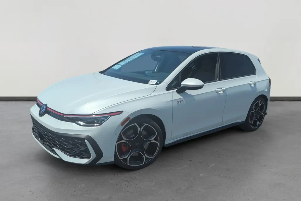 2025 Volkswagen Golf GTI Autobahn photo 1