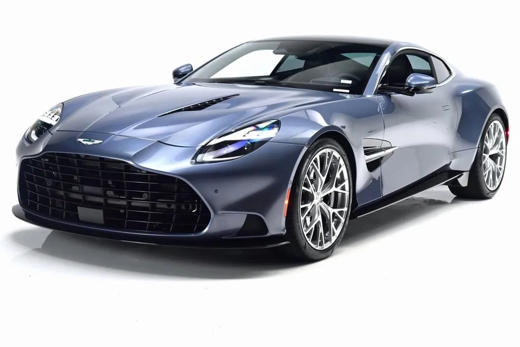 2025 Aston Martin Vanquish AM7 photo 1