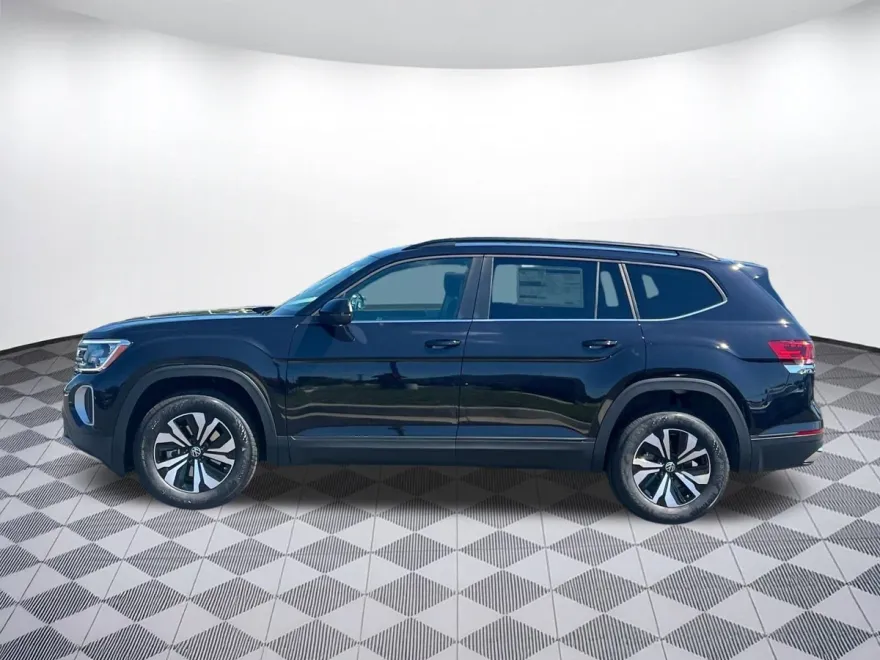 2026 Volkswagen Atlas SE Technology photo 1