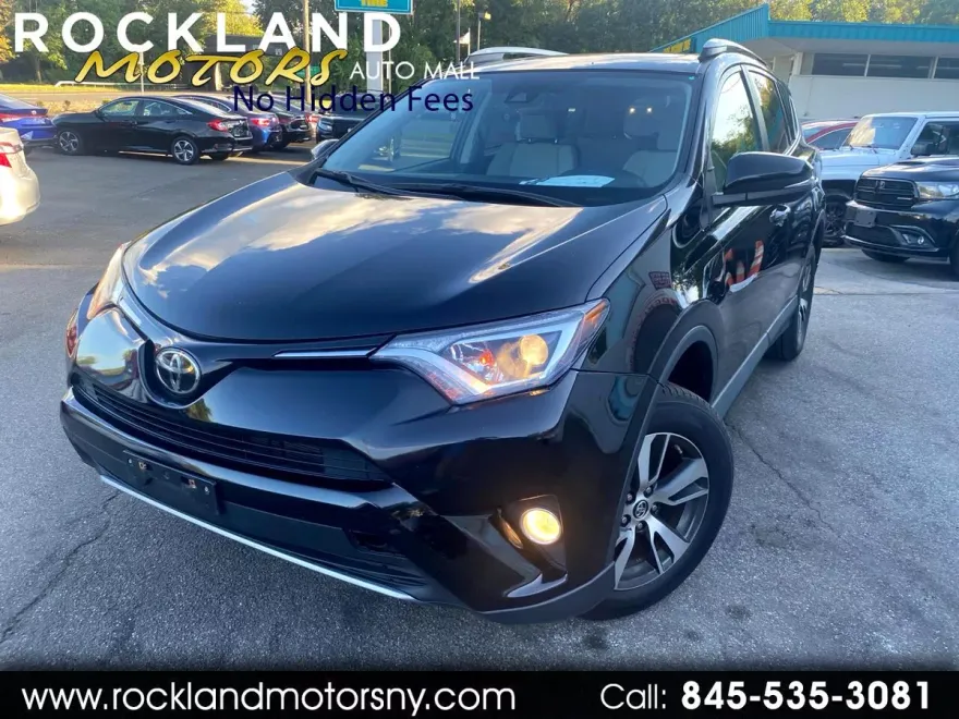 2018 Toyota RAV4 Adventure photo 1