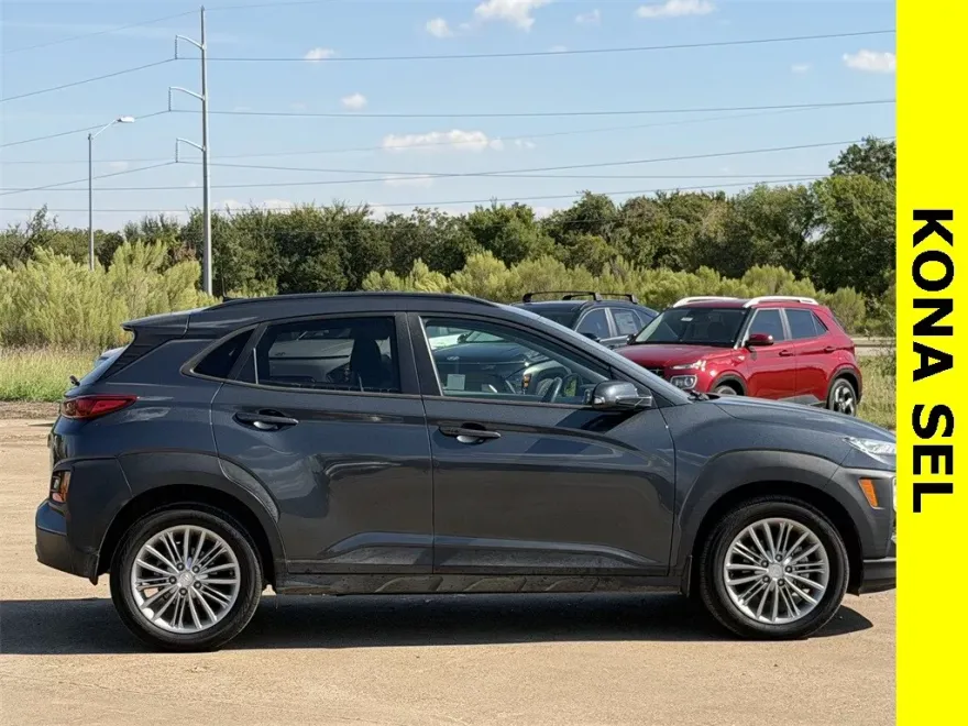 2019 Hyundai Kona SEL photo 1