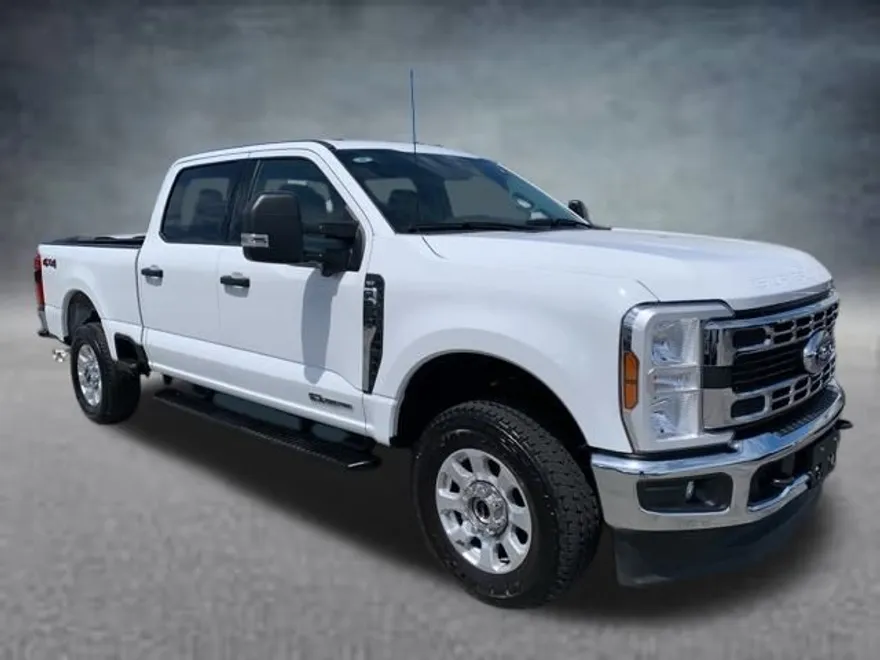 2024 Ford F-250 XLT photo 1