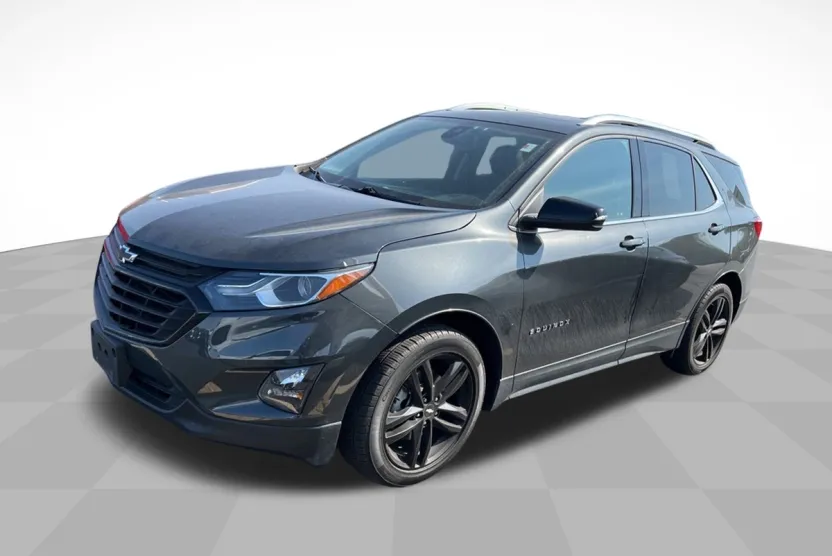 2020 Chevrolet Equinox LT photo 1