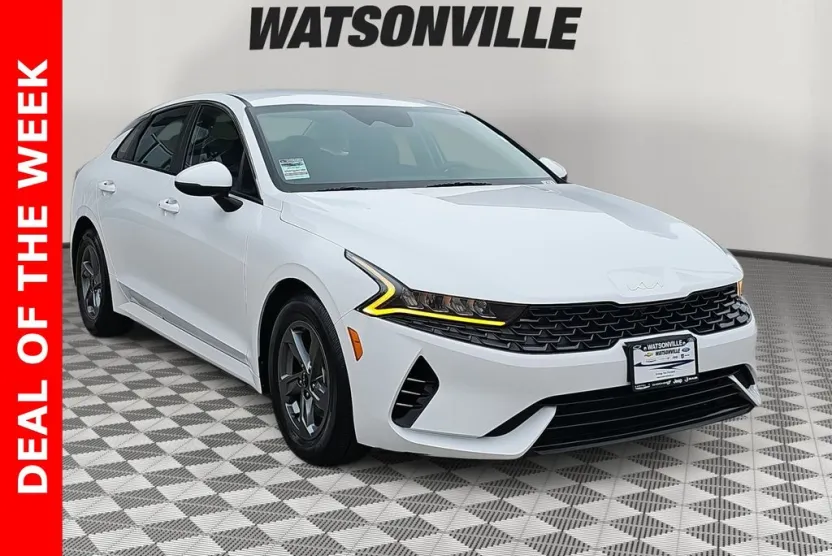 2023 Kia K5 LXS photo 1