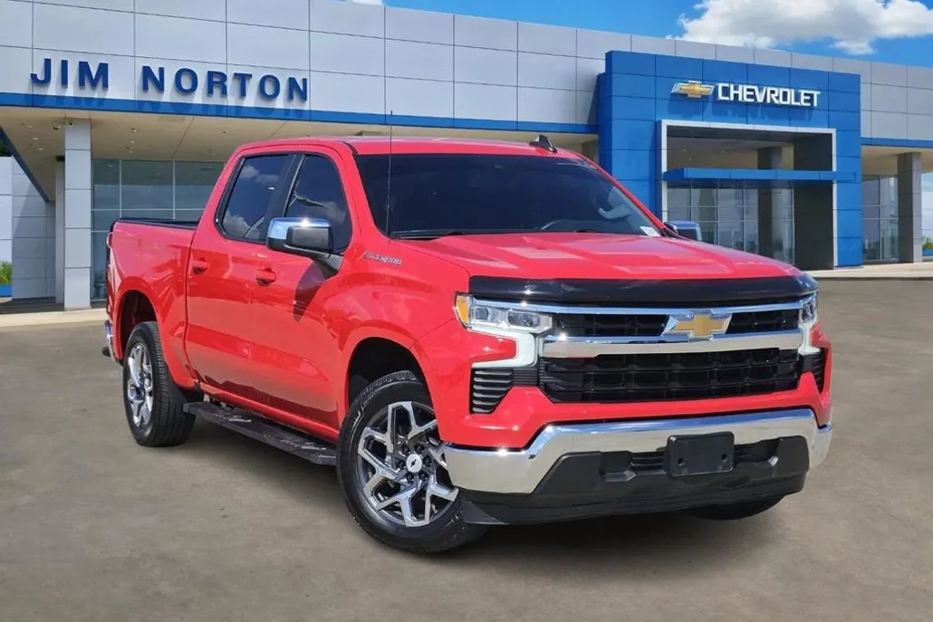 2023 Chevrolet Silverado 1500 LT photo 1
