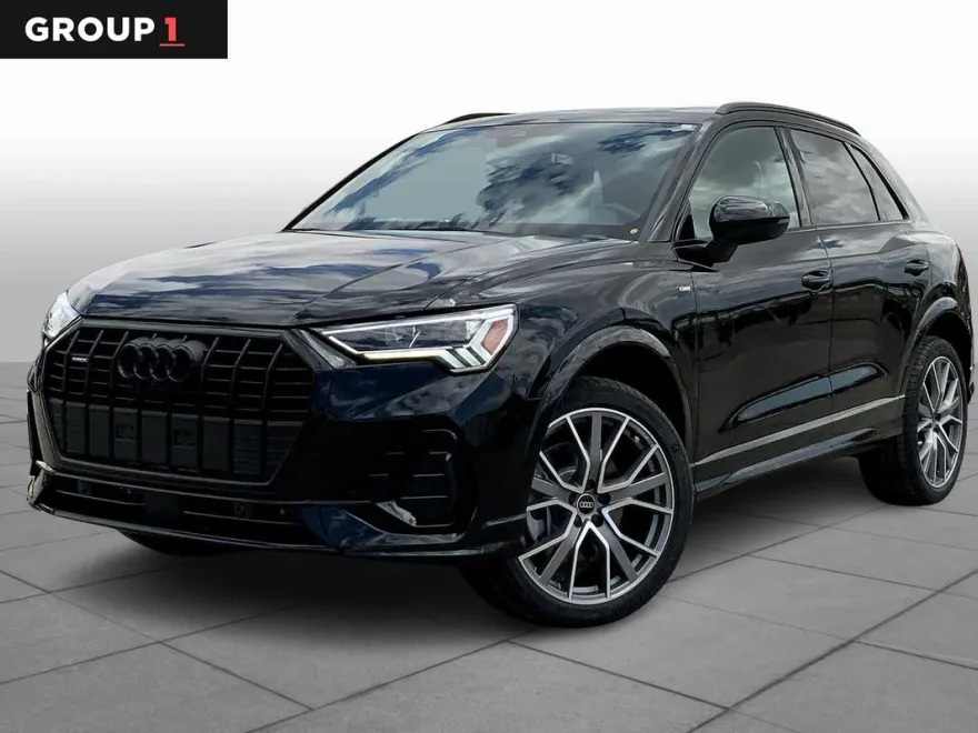 2025 Audi Q3 45 TFSI S line Premium Plus photo 1