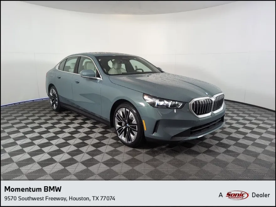 2025 Bmw 530i photo 1