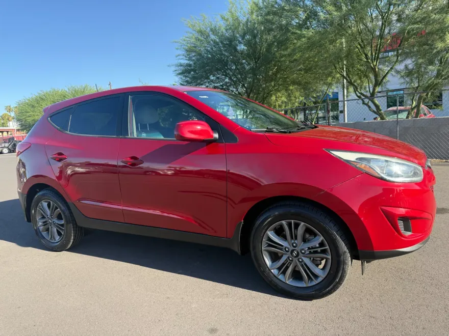 2014 Hyundai Tucson GL photo 1