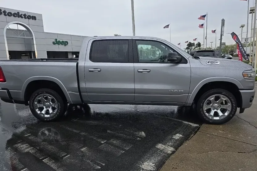 2025 Ram 1500 Big Horn photo 1