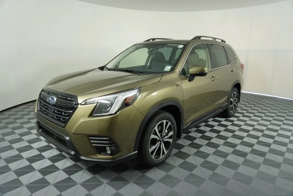 2023 Subaru Forester Limited photo 1