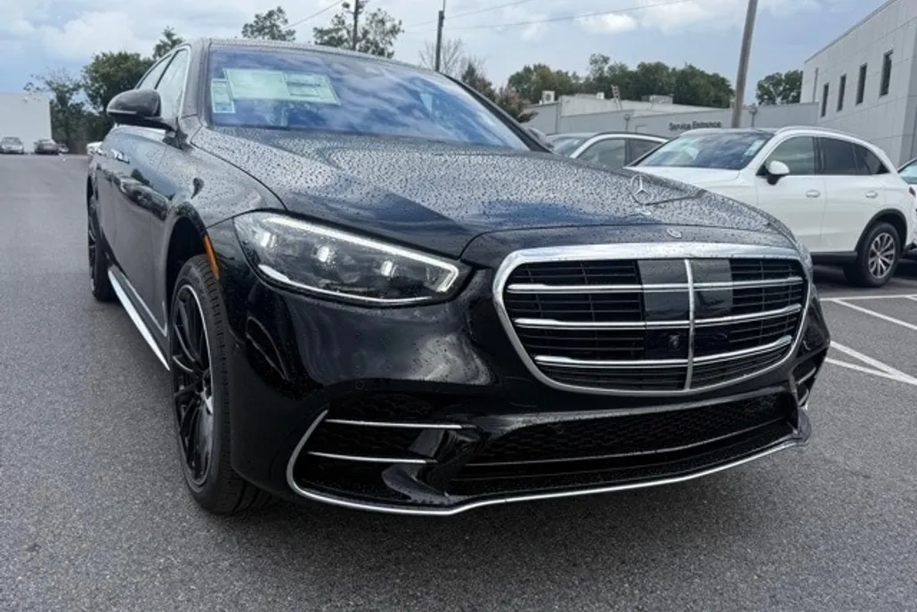 2026 Mercedes Benz S 580 4MATIC photo 1