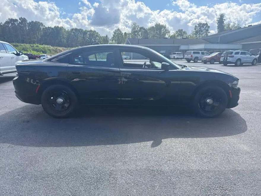2016 Dodge Charger photo 1
