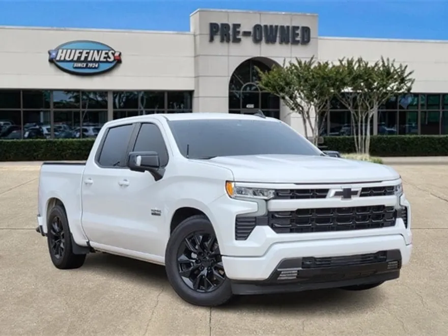 2023 Chevrolet Silverado 1500 RST photo 1