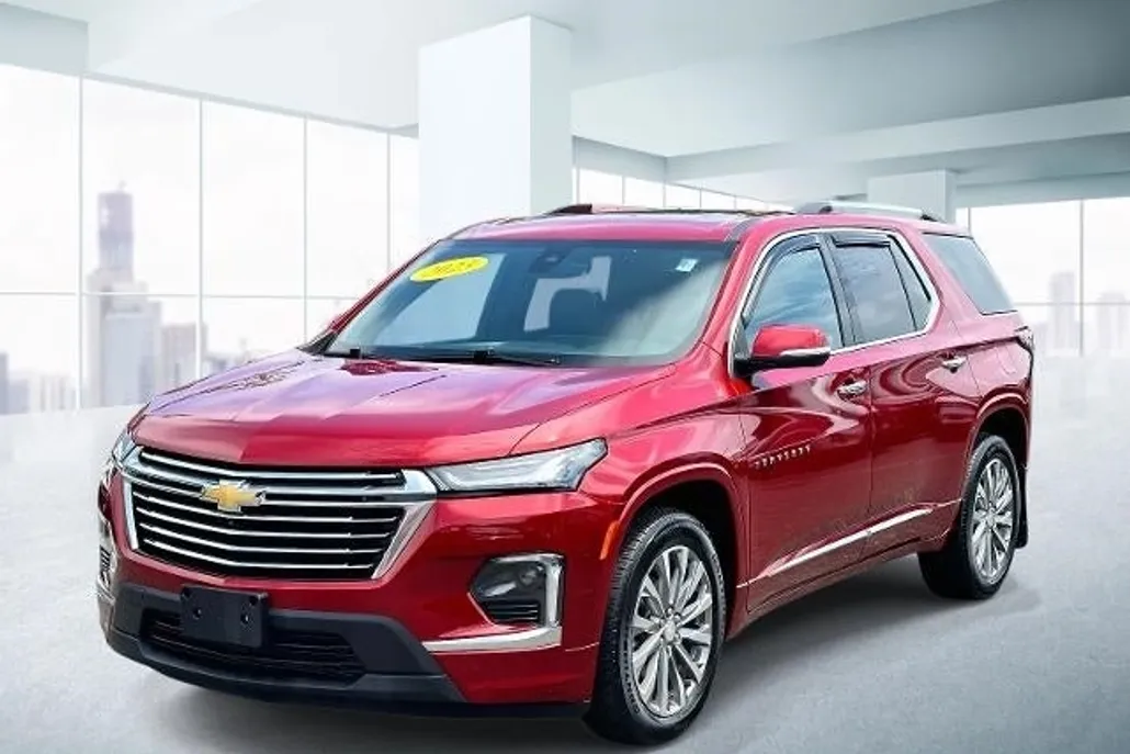 2023 Chevrolet Traverse Premier photo 1