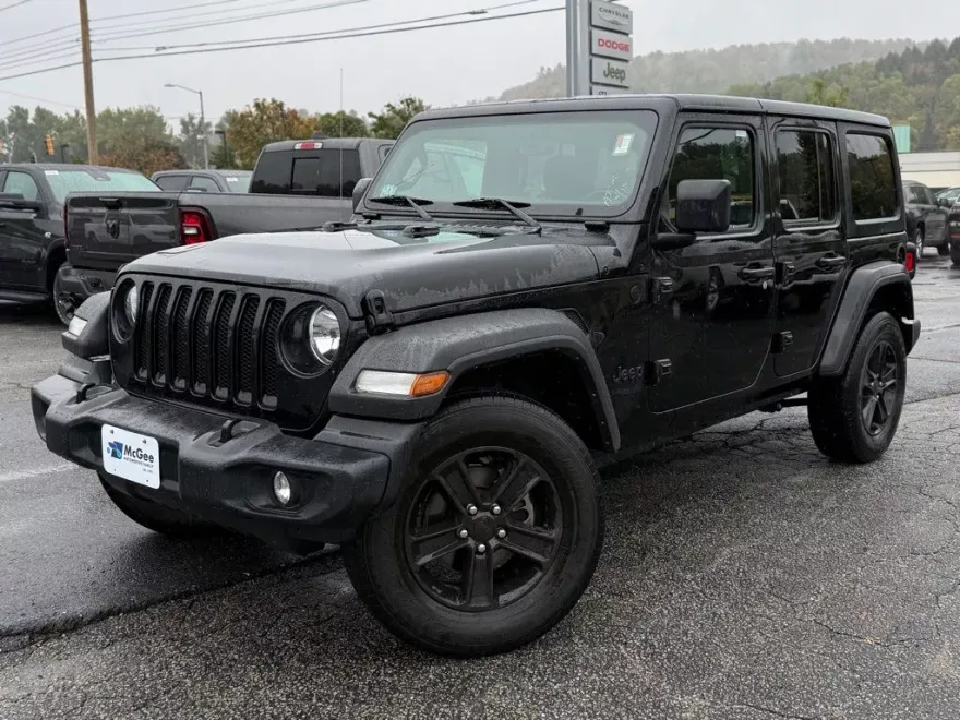 2022 Jeep Wrangler Unlimited Sport Altitude photo 1