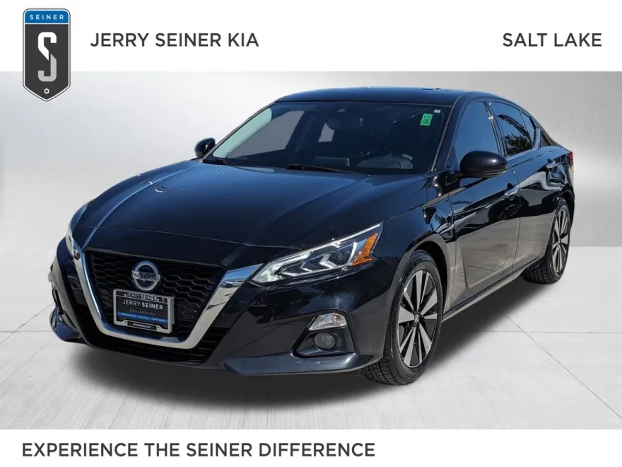 2019 Nissan Altima 2.5 SV photo 1
