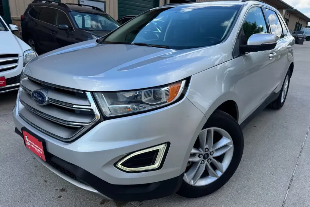 2015 Ford Edge SEL Sport photo 1