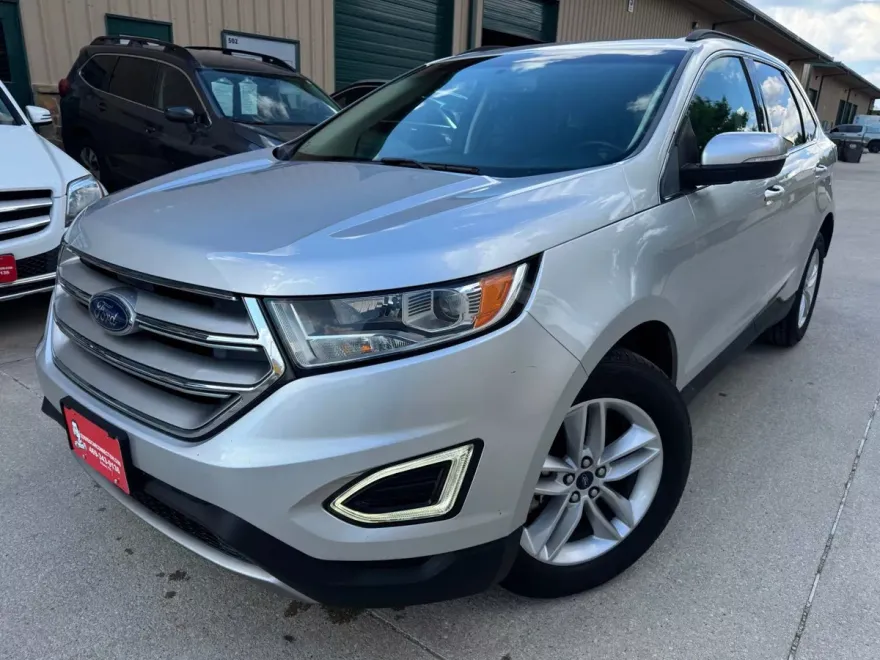 2015 Ford Edge SEL Sport photo 1