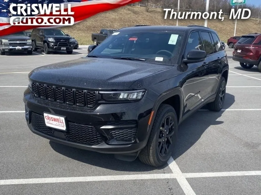 2025 Jeep Grand Cherokee Altitude photo 1