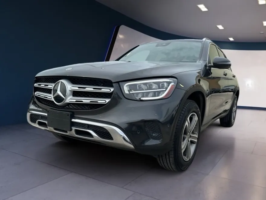 2022 Mercedes Benz GLC 300 photo 1