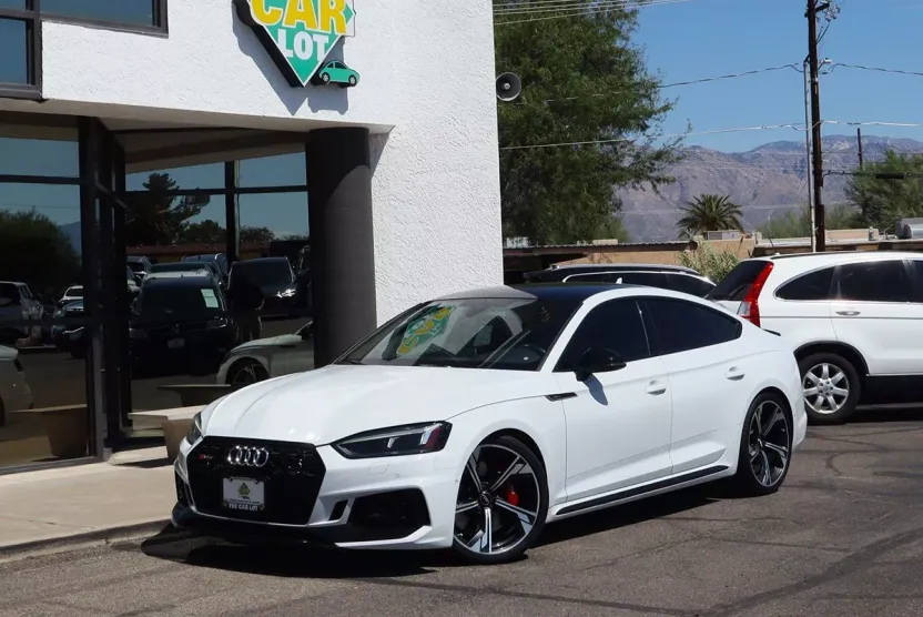 2019 Audi RS 5 photo 1