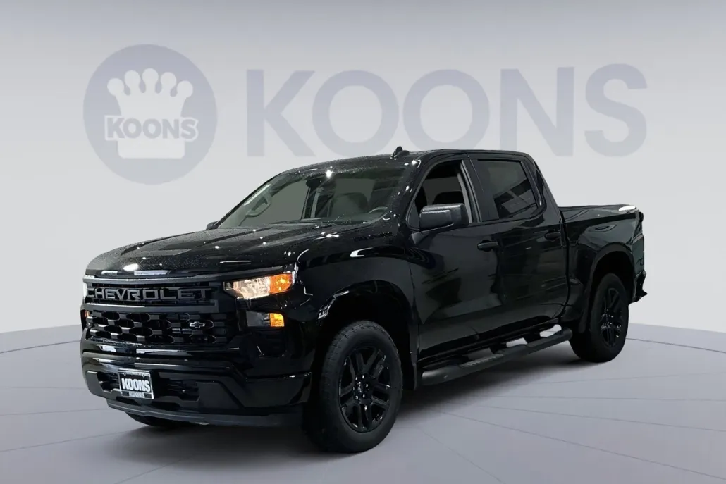 2026 Chevrolet Silverado 1500 Custom photo 1