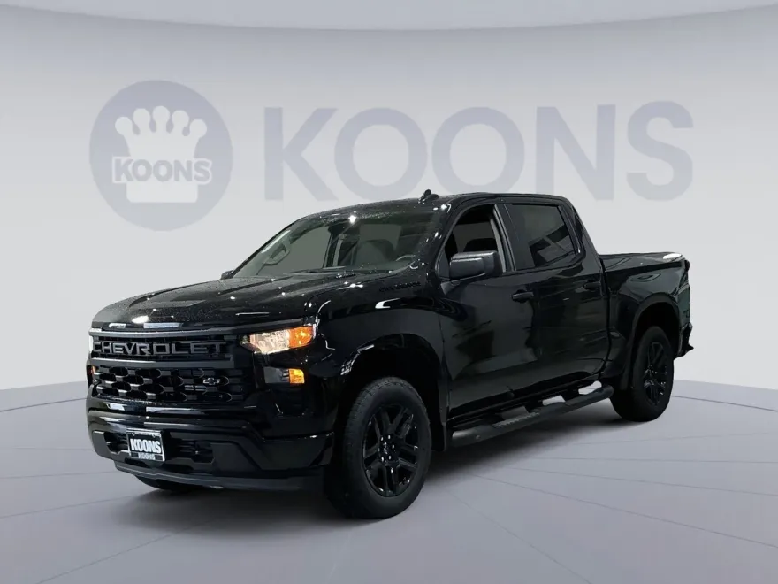 2026 Chevrolet Silverado 1500 Custom photo 1