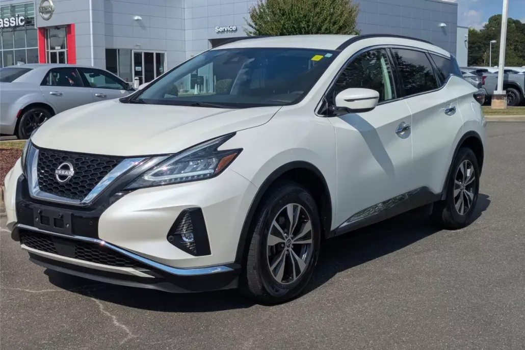 2023 Nissan Murano SV photo 1