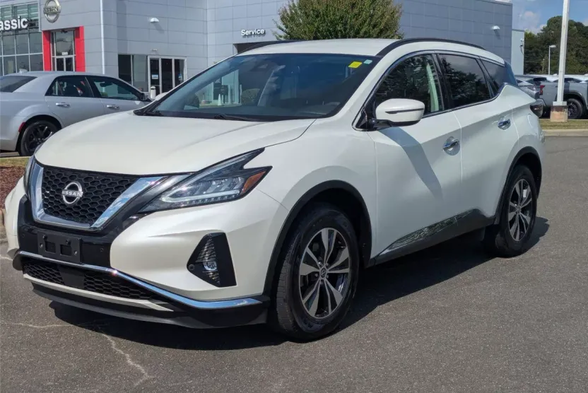 2023 Nissan Murano SV photo 1