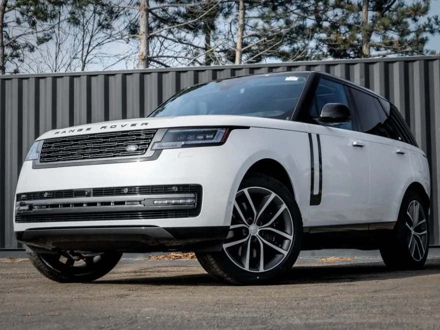 2025 Land Rover Range Rover SE photo 1