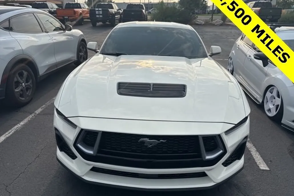 2025 Ford Mustang GT Premium photo 1