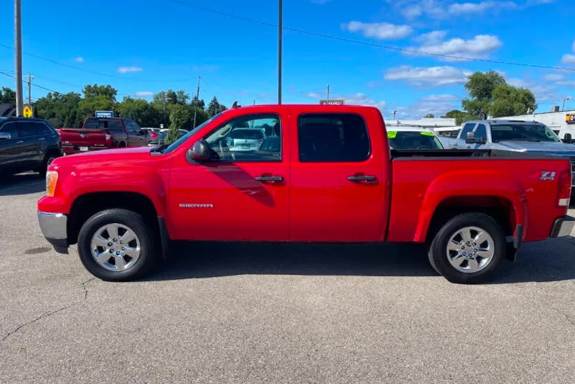 2013 Gmc Sierra 1500 SLE photo 1