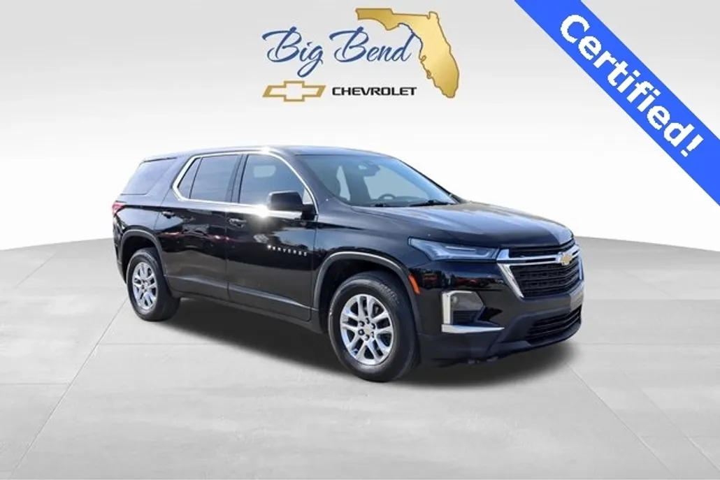 2023 Chevrolet Traverse LS photo 1