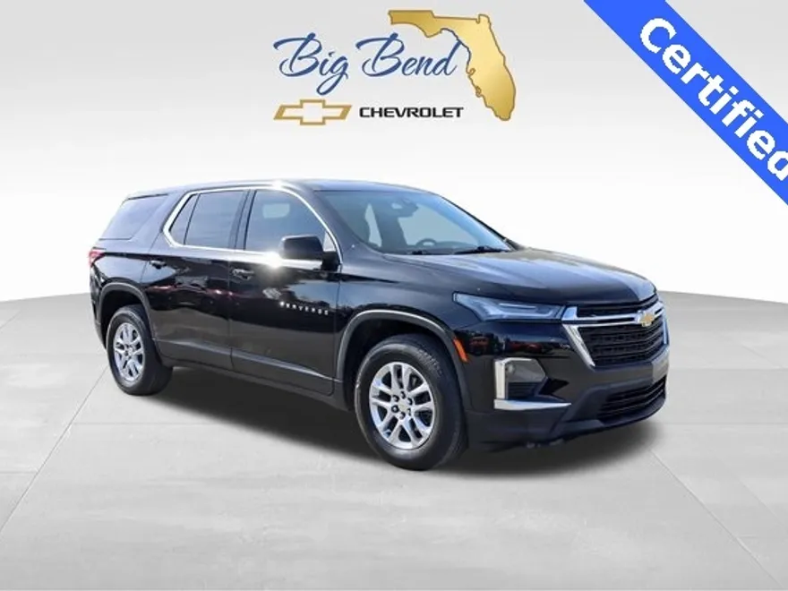 2023 Chevrolet Traverse LS photo 1