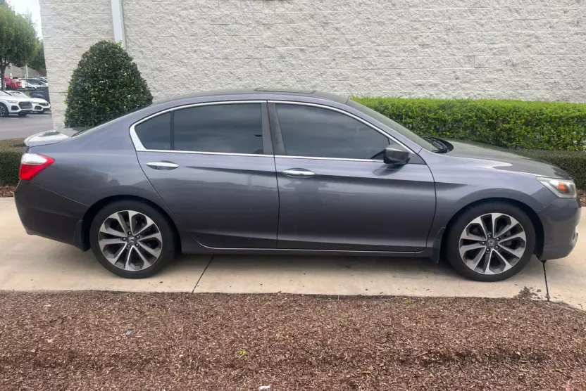 2015 Honda Accord Sport photo 1