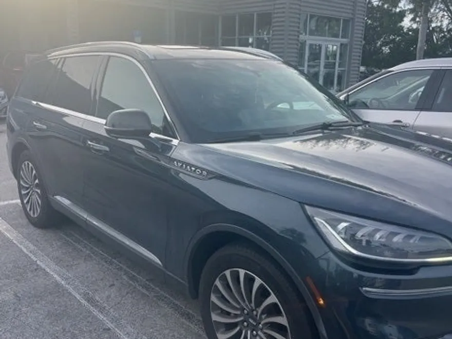 2023 Lincoln Aviator Reserve photo 1