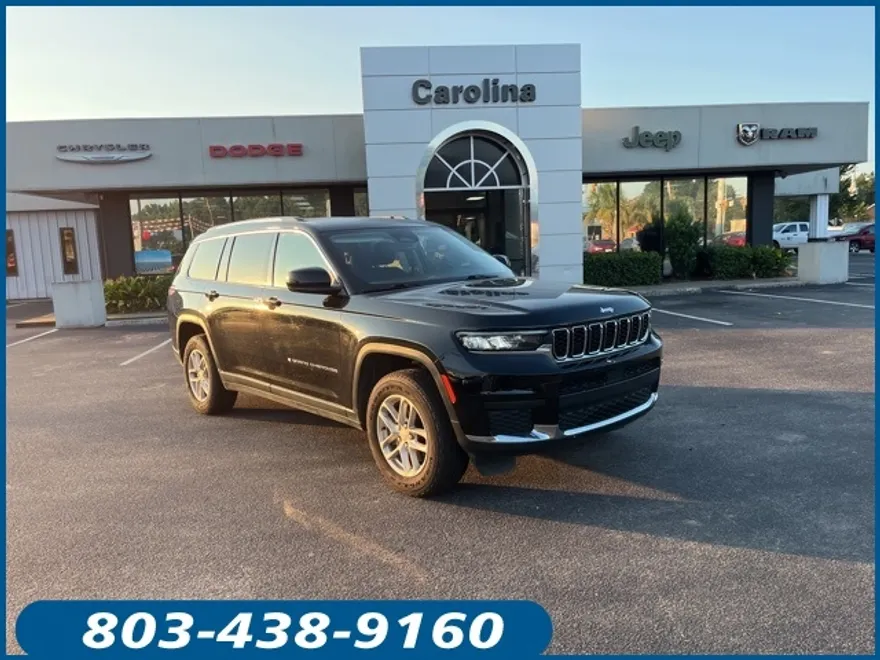 2023 Jeep Grand Cherokee Laredo photo 1