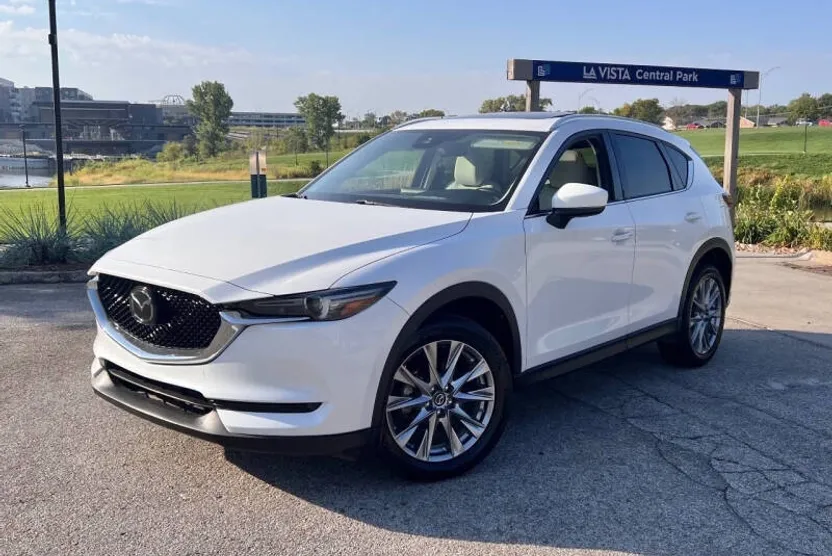 2020 Mazda CX-5 Grand Touring photo 1
