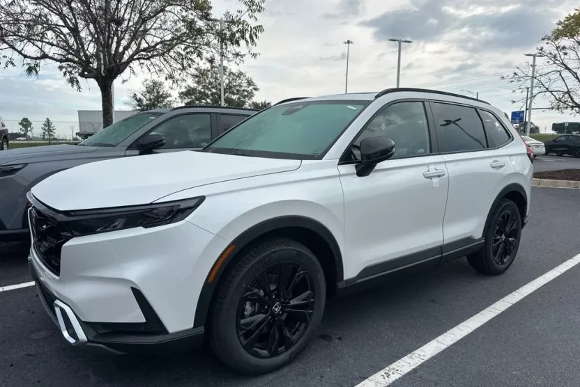 2026 Honda CR-V Hybrid Sport Touring photo 1