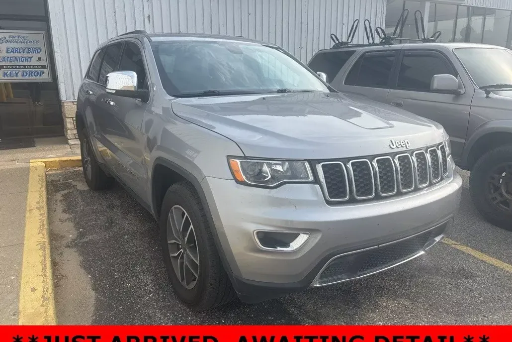 2020 Jeep Grand Cherokee Limited photo 1
