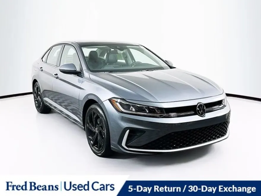 2025 Volkswagen Jetta 1.5T SE photo 1