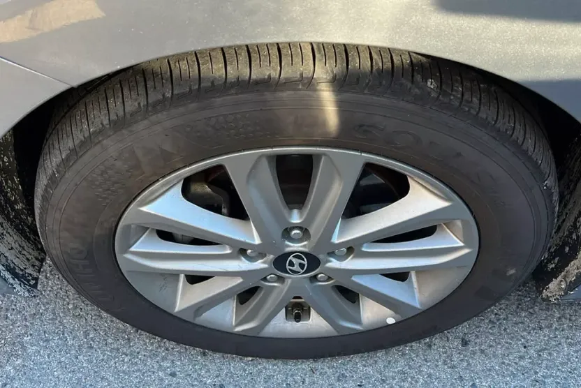 2016 Hyundai Elantra SE photo 1