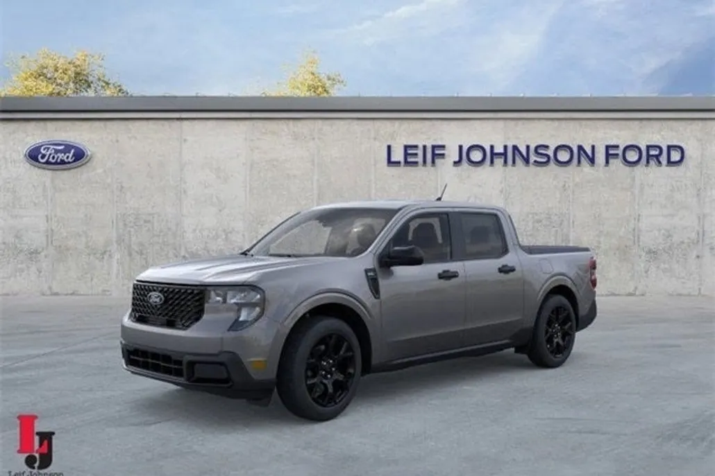 2025 Ford Maverick XLT photo 1